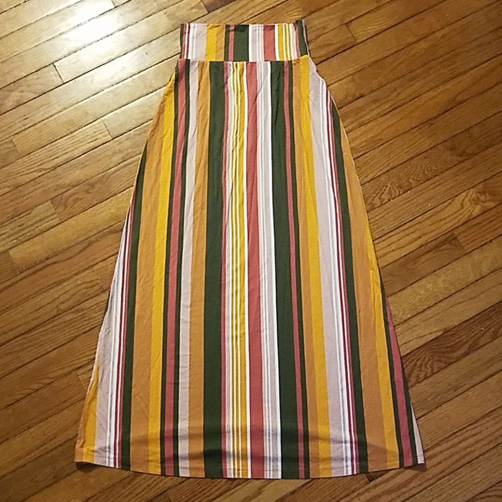 Charolette Russe Maxi Skirt